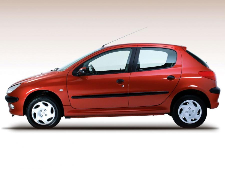  Peugeot 206 (IR) 2001 года  (фото 5 из 5)